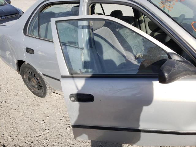 Photo 10 from auction – 2000 TOYOTA COROLLA VE with VIN 1NXBR12E9YZ405030