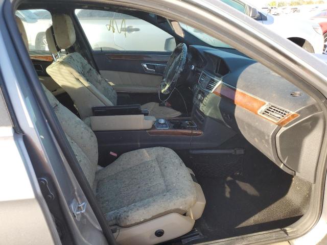 Photo 5 from auction – 2010 MERCEDES-BENZ E 550 with VIN WDDHF7CB1AA164835