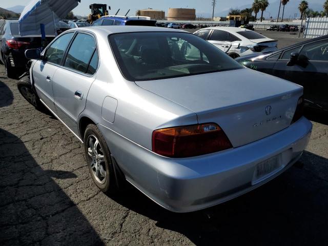 Photo 3 from auction – 2000 ACURA 3.2TL with VIN 19UUA5671YA040174