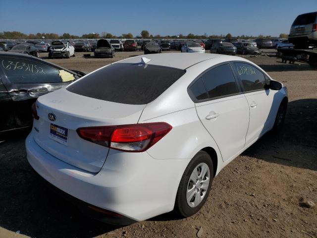 Photo 4 from auction – 2017 KIA FORTE LX with VIN 3KPFL4A76HE059111