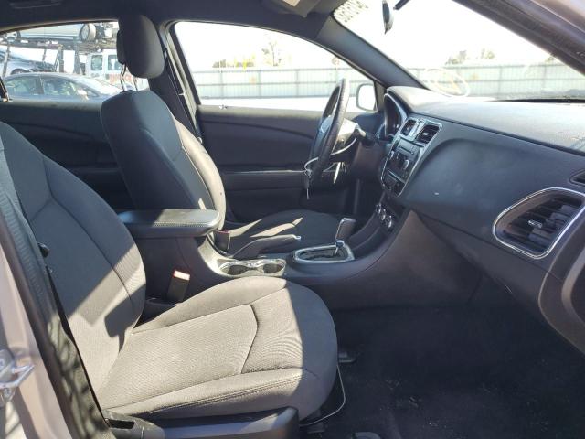 Photo 5 from auction – 2014 CHRYSLER 200 LX with VIN 1C3CCBAB7EN211629