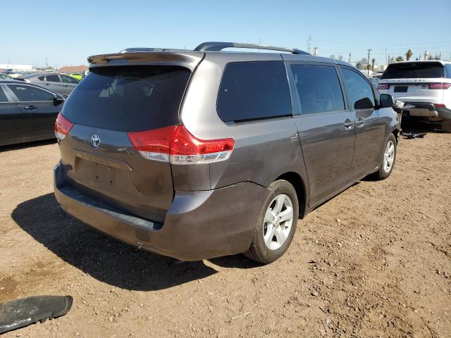 Photo 4 from auction – 2011 TOYOTA SIENNA LE with VIN 5TDKK3DC5BS127447