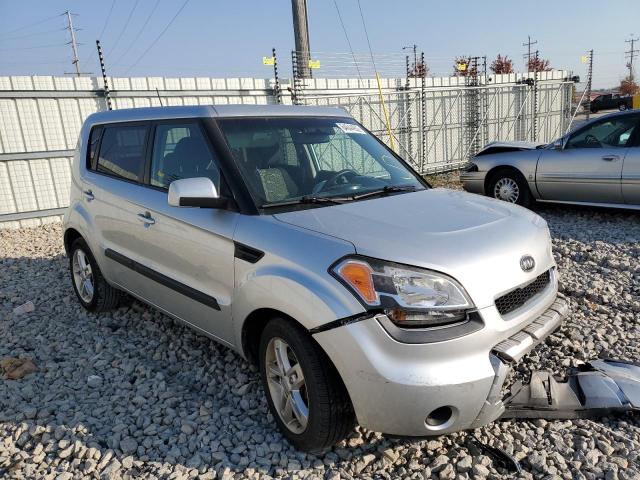 KIA SOUL + 2011 with VIN KNDJT2A27B7321597 - Photo from auction