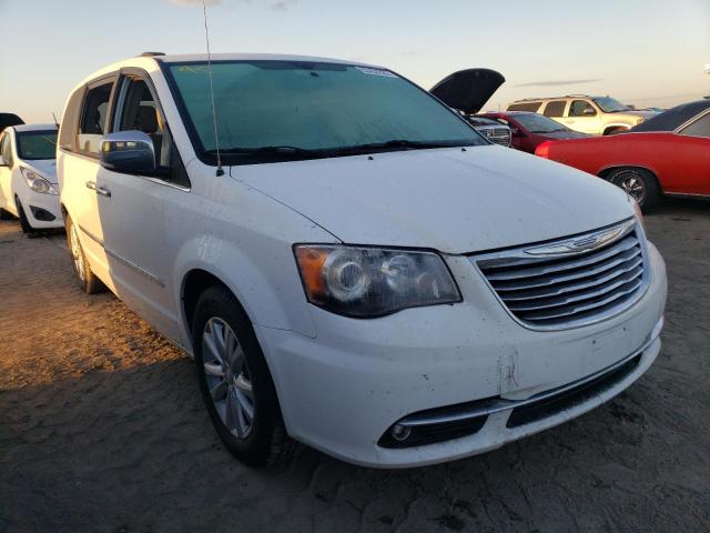 CHRYSLER TOWN & COU 2016 with VIN 2C4RC1GG4GR232902 - Photo from auction