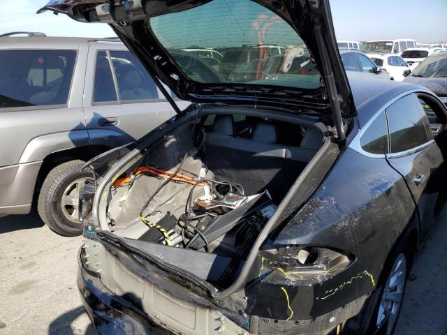 Photo 9 from auction – 2017 TESLA MODEL S with VIN 5YJSA1E15HF201158