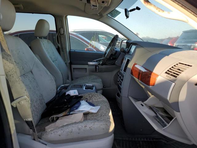 Photo 5 from auction – 2008 CHRYSLER TOWN & COU with VIN 2A8HR54PX8R814602