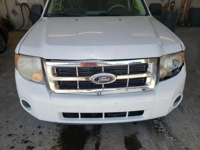 Photo 9 from auction – 2010 FORD ESCAPE XLS with VIN 1FMCU0C79AKB03199