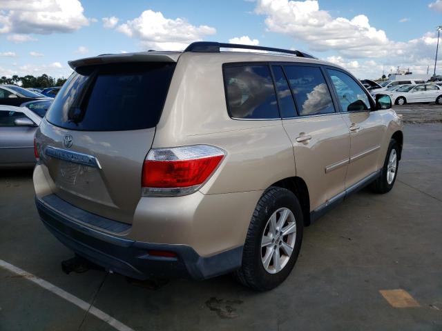 Photo 4 from auction – 2011 TOYOTA HIGHLANDER with VIN 5TDZK3EH0BS028303