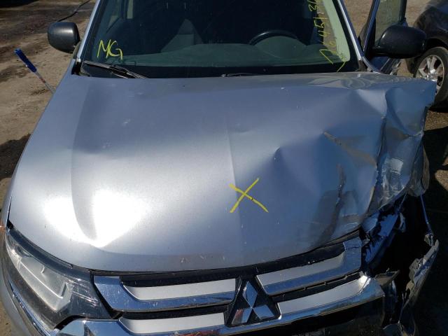 Фото 7 с аукциона – 2016 MITSUBISHI OUTLANDER с VIN JA4AD2A39GZ025976