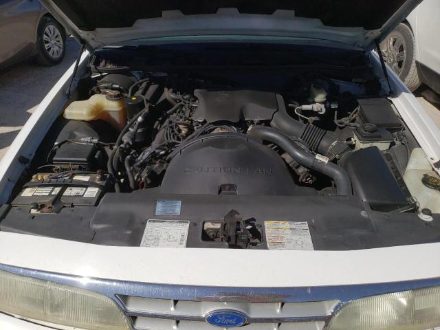 Photo 7 from auction – 1996 FORD CROWN VICT with VIN 2FALP746XTX106905