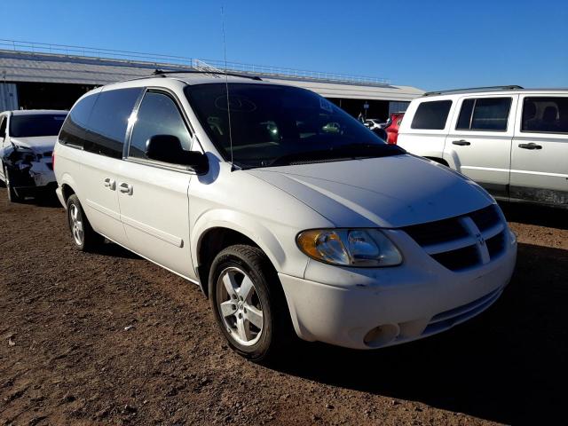 DODGE GRAND CARA 2005 with VIN 2D8GP44LX5R314761 - Photo from auction