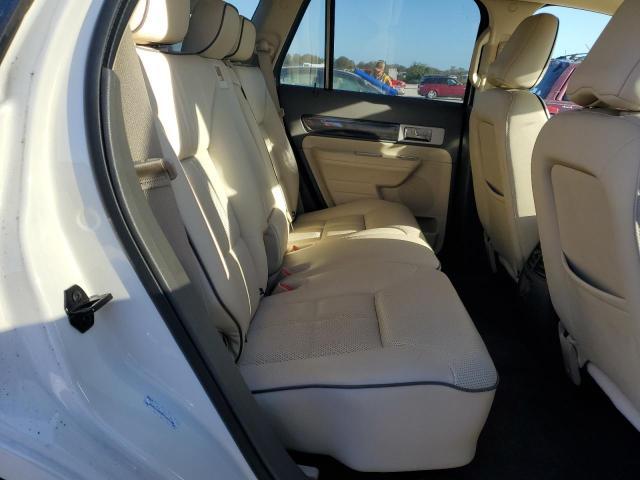 Photo 6 from auction – 2008 LINCOLN MKX with VIN 2LMDU68C88BJ12028