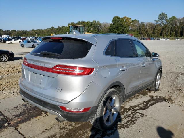 Photo 4 from auction – 2016 LINCOLN MKC PREMIE with VIN 5LMCJ1C99GUJ20661