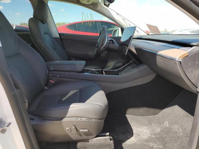 Photo 5 from auction – 2021 TESLA MODEL Y with VIN 5YJYGDED2MF111156