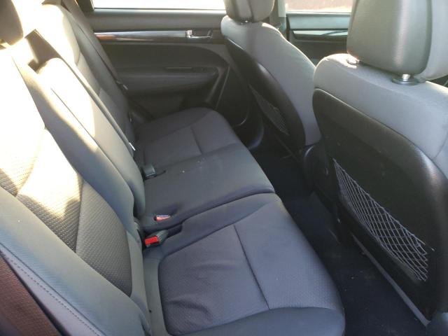 Photo 6 from auction – 2013 KIA SORENTO LX with VIN 5XYKTCA60DG400922