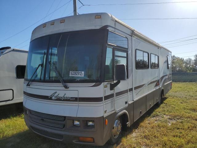 Photo 2 from auction – 2000 WINNEBAGO ADVENTURER with VIN 5B4LP37JXY3320709
