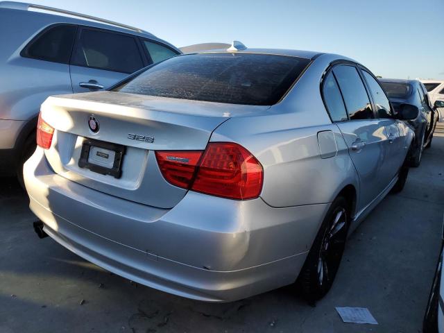 Photo 4 from auction – 2011 BMW 328 I with VIN WBAPH7C51BE850245