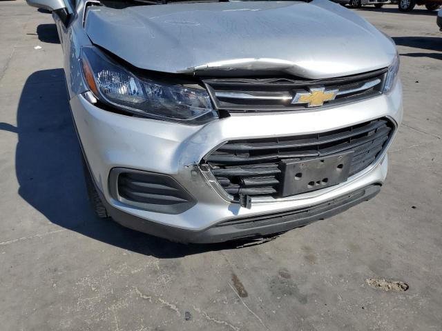 Photo 9 from auction – 2018 CHEVROLET TRAX LS with VIN KL7CJKSB9JB715110