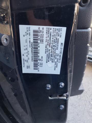 Photo 10 from auction – 2005 FORD THUNDERBIR with VIN 1FAHP60A45Y103463