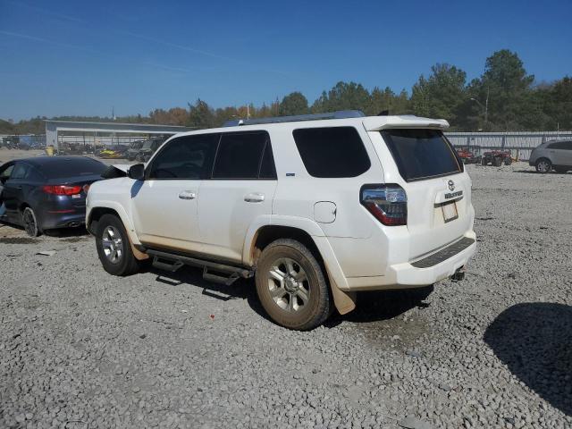 Photo 2 from auction – 2017 TOYOTA 4RUNNER SR with VIN JTEZU5JRXH5157924