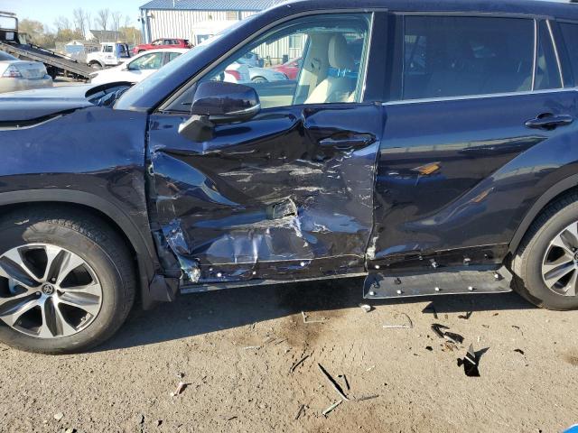 Photo 9 from auction – 2022 TOYOTA HIGHLANDER with VIN 5TDGBRCH2NS556426