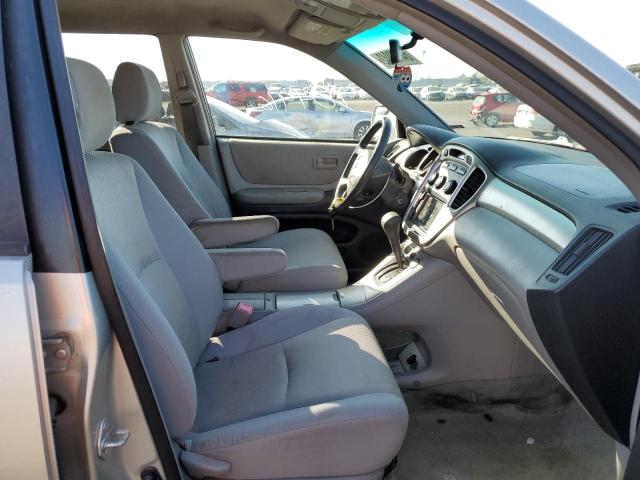 Photo 5 from auction – 2004 TOYOTA HIGHLANDER with VIN JTEGD21A840100435
