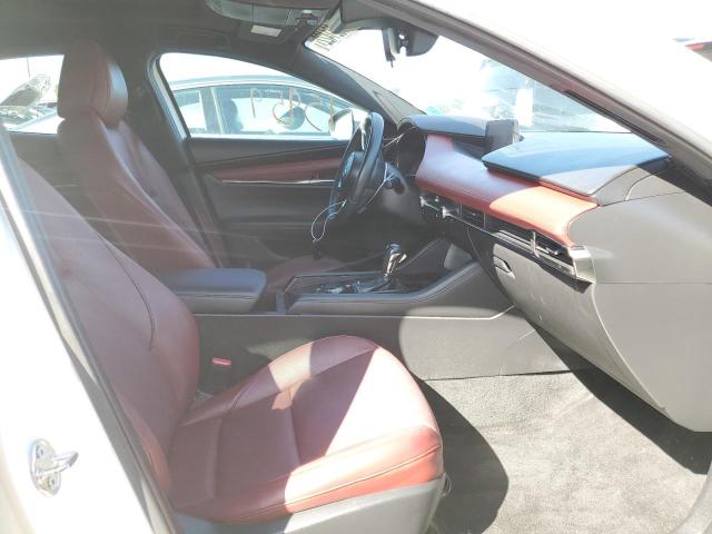 Photo 5 from auction – 2019 MAZDA 3 PREMIUM with VIN JM1BPANM2K1139114