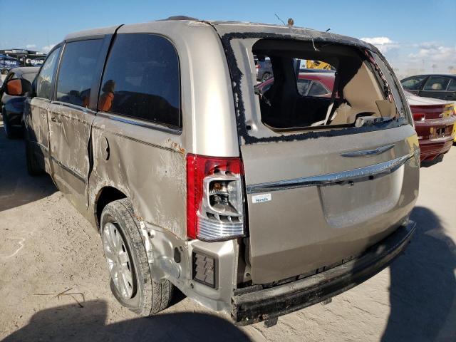 Photo 3 from auction – 2016 CHRYSLER TOWN & COU with VIN 2C4RC1BG9GR221241