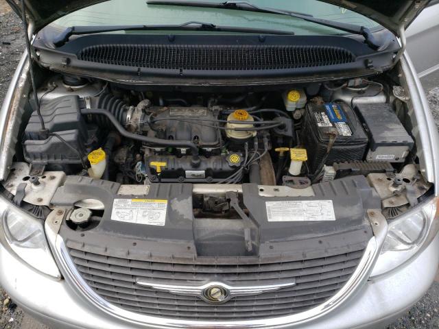 Photo 7 from auction – 2002 CHRYSLER TOWN & COU with VIN 2C4GP44332R584716