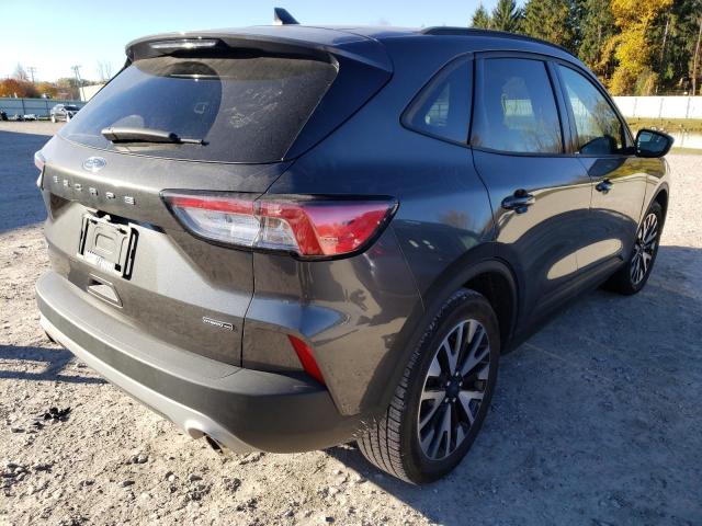 Photo 4 from auction – 2020 FORD ESCAPE SE with VIN 1FMCU9BZ6LUB85939