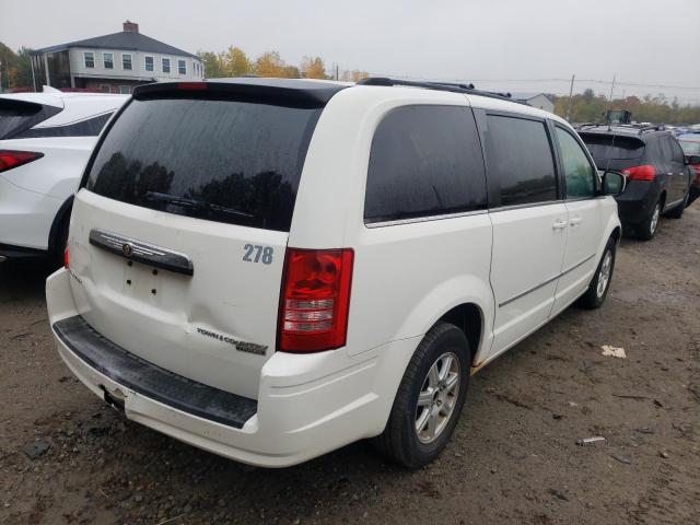 Photo 4 from auction – 2010 CHRYSLER TOWN & COU with VIN 2A4RR5D18AR421379