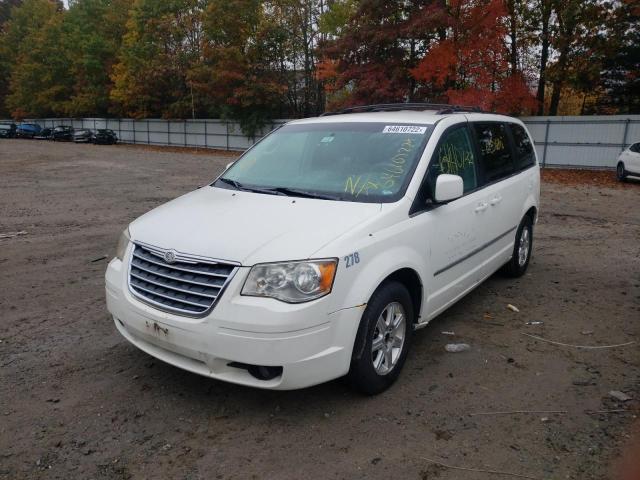 Photo 2 from auction – 2010 CHRYSLER TOWN & COU with VIN 2A4RR5D18AR421379