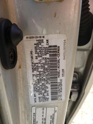 Photo 10 from auction – 2002 TOYOTA CAMRY LE with VIN 4T1BE32K52U626418
