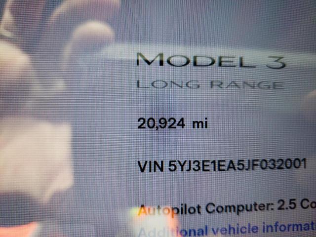 Photo 8 from auction – 2018 TESLA MODEL 3 with VIN 5YJ3E1EA5JF032001