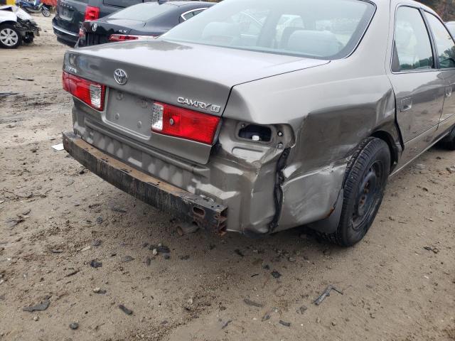 Photo 9 from auction – 2000 TOYOTA CAMRY CE with VIN 4T1BG22K8YU692376