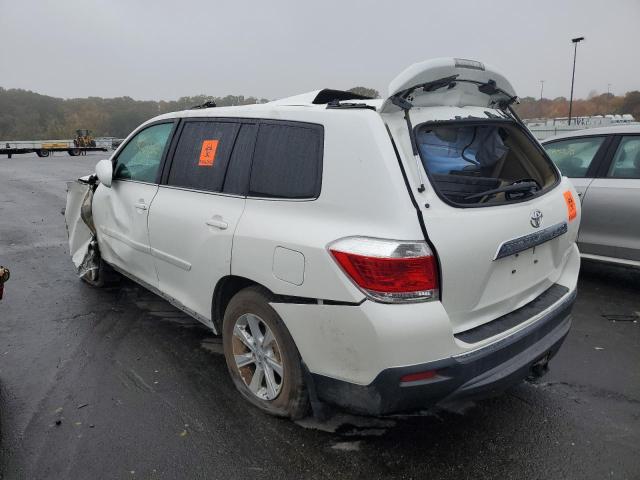 Photo 3 from auction – 2013 TOYOTA HIGHLANDER with VIN 5TDBK3EH0DS273719