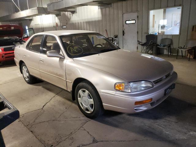 TOYOTA CAMRY LE 1995 with VIN 4T1GK12E6SU860631 - Photo from auction