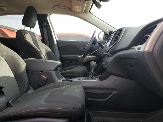 Photo 5 from auction – 2017 JEEP CHEROKEE L with VIN 1C4PJLCB7HW592807