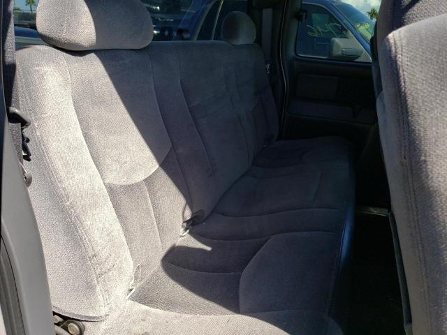 Photo 6 from auction – 2005 GMC NEW SIERRA with VIN 2GTEK19B551372200