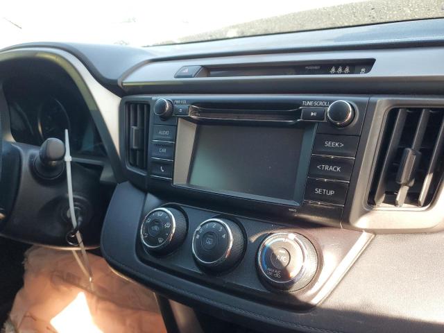 Photo 9 from auction – 2017 TOYOTA RAV4 LE with VIN JTMZFREV2HJ105479
