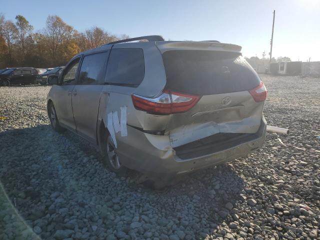 Photo 3 from auction – 2015 TOYOTA SIENNA LE with VIN 5TDKK3DC2FS594847