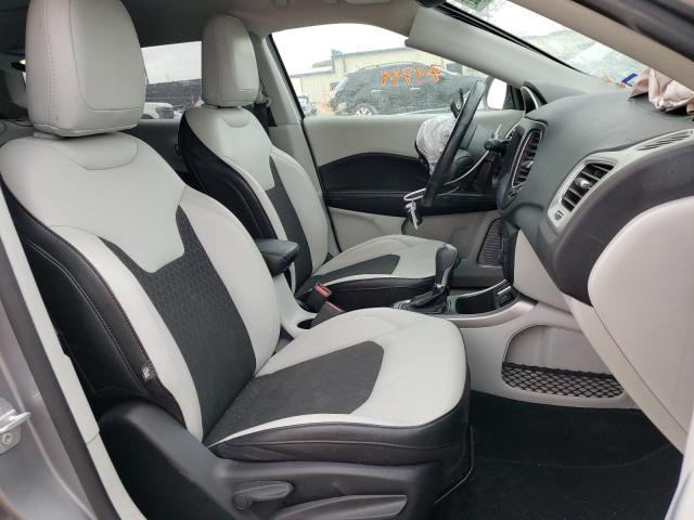 Foto 5 de la subasta – 2019 JEEP COMPASS LA con VIN 3C4NJCBB9KT819615