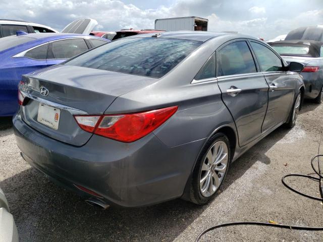 Photo 4 from auction – 2013 HYUNDAI SONATA SE with VIN 5NPEC4ACXDH770132