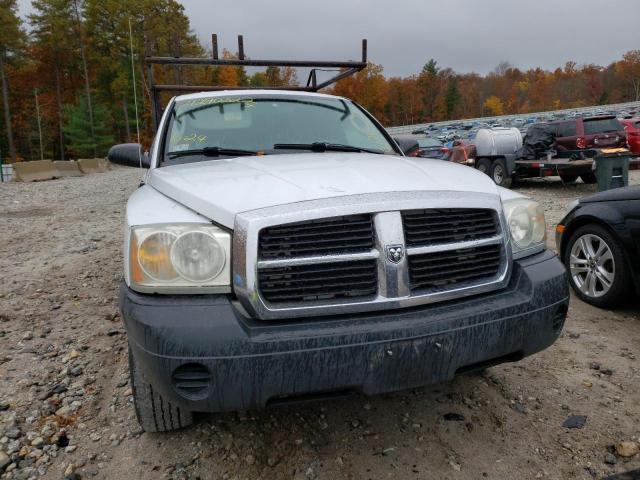 Photo 9 from auction – 2005 DODGE DAKOTA ST with VIN 1D7HW22K55S220263