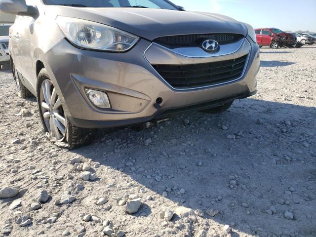 Photo 9 from auction – 2012 HYUNDAI TUCSON GLS with VIN KM8JU3AC8CU523715
