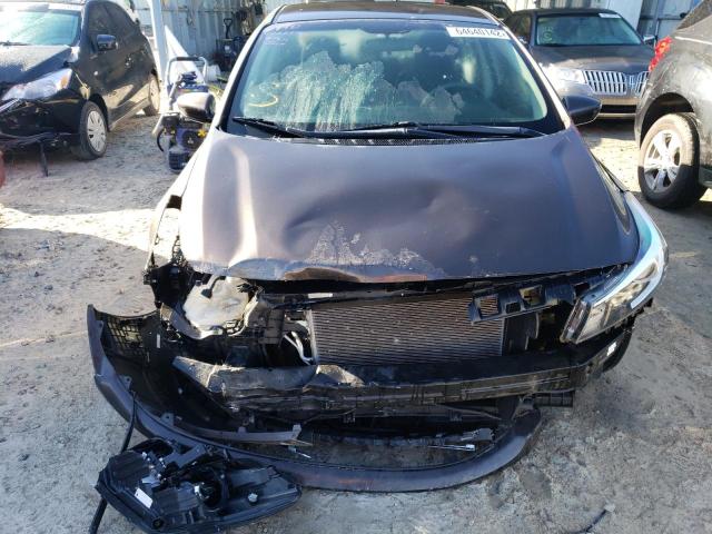 Photo 9 from auction – 2017 KIA FORTE LX with VIN 3KPFK4A71HE142268