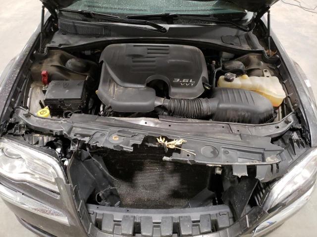 Photo 7 from auction – 2014 CHRYSLER 300C with VIN 2C3CCAKGXEH260465