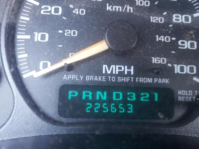 Photo 8 from auction – 2002 CHEVROLET SILVERADO with VIN 1GCHK23172F211676