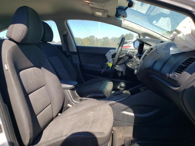 Photo 5 from auction – 2016 KIA FORTE LX with VIN KNAFX4A66G5527261