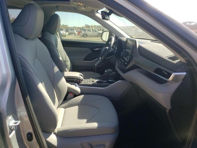 Photo 5 from auction – 2021 TOYOTA HIGHLANDER with VIN 5TDGZRAH5MS041224